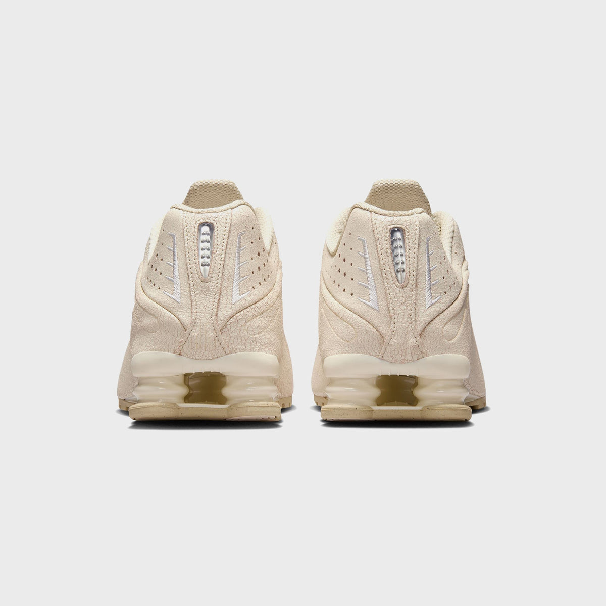 Nike Shox R4 - Natural / Metallic Silver