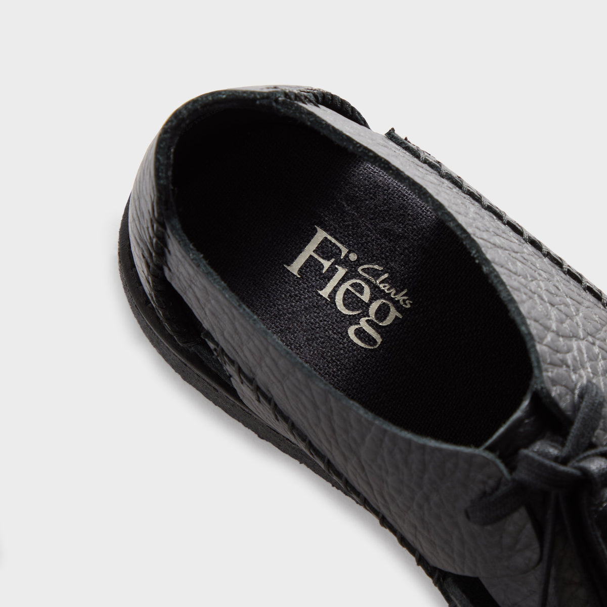 8th St by Ronnie Fieg for Clarks Originals Ridgevale - Black