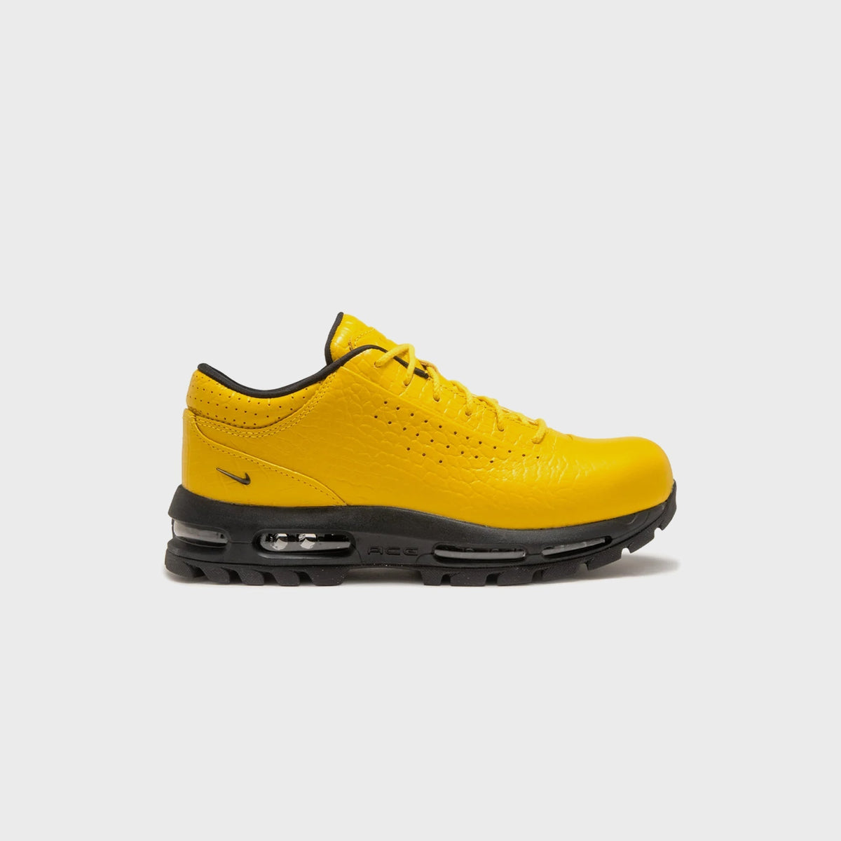 Nike Air Max Goadome Low - Vivid Sulfur / Black