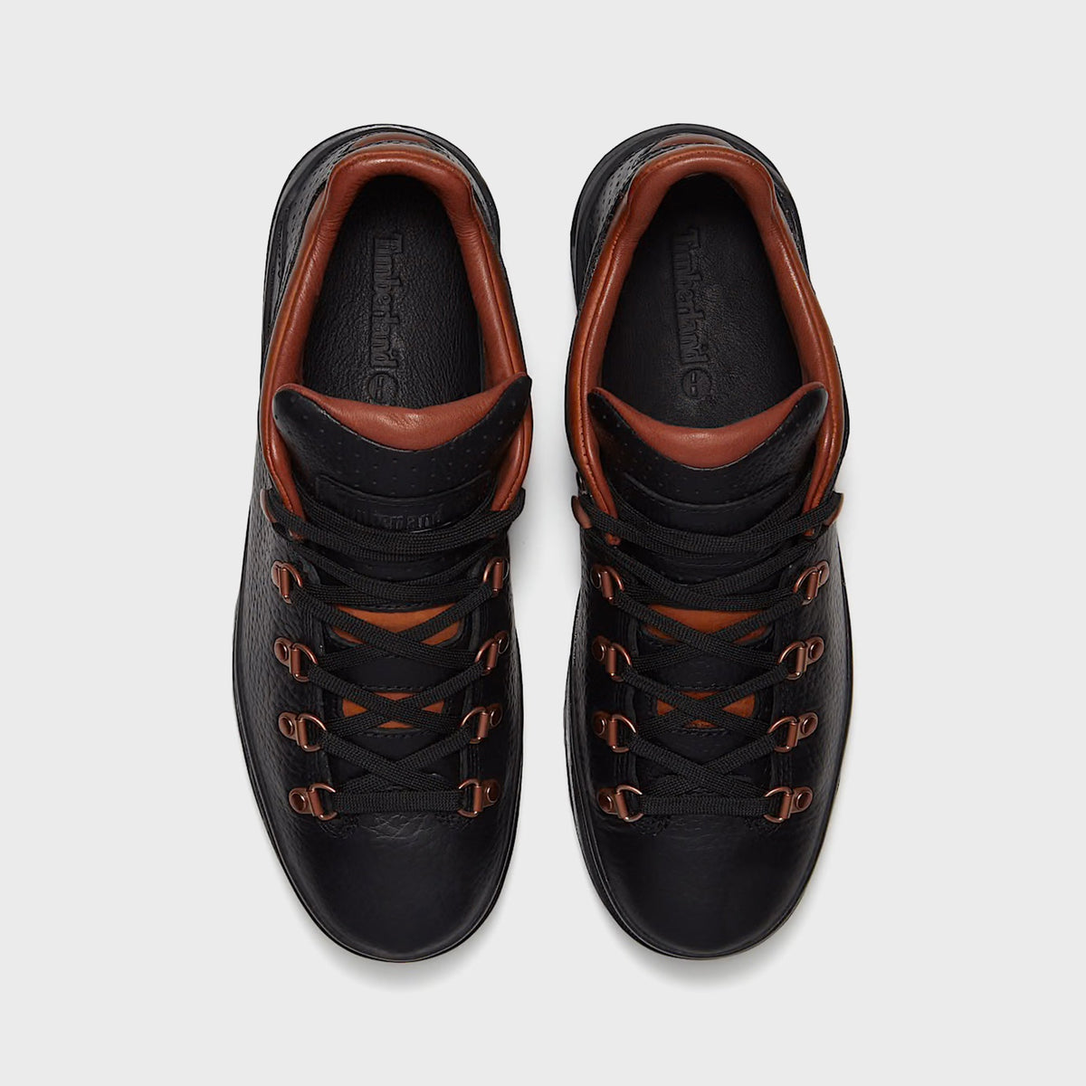 Timberland World Hiker Low with GORE-TEX Membrane - Black Full-Grain / Rust