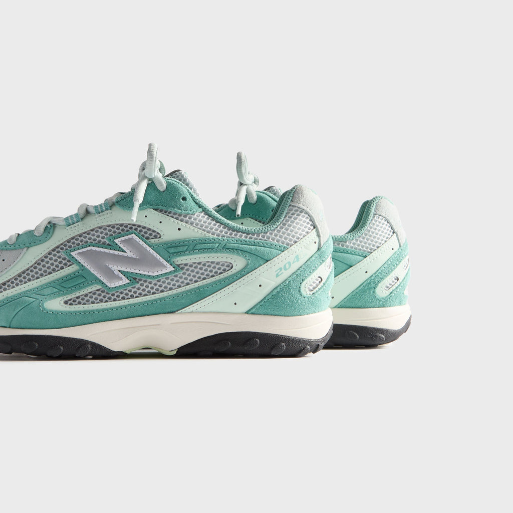 Kith & New Balance 204L - Bluebell
