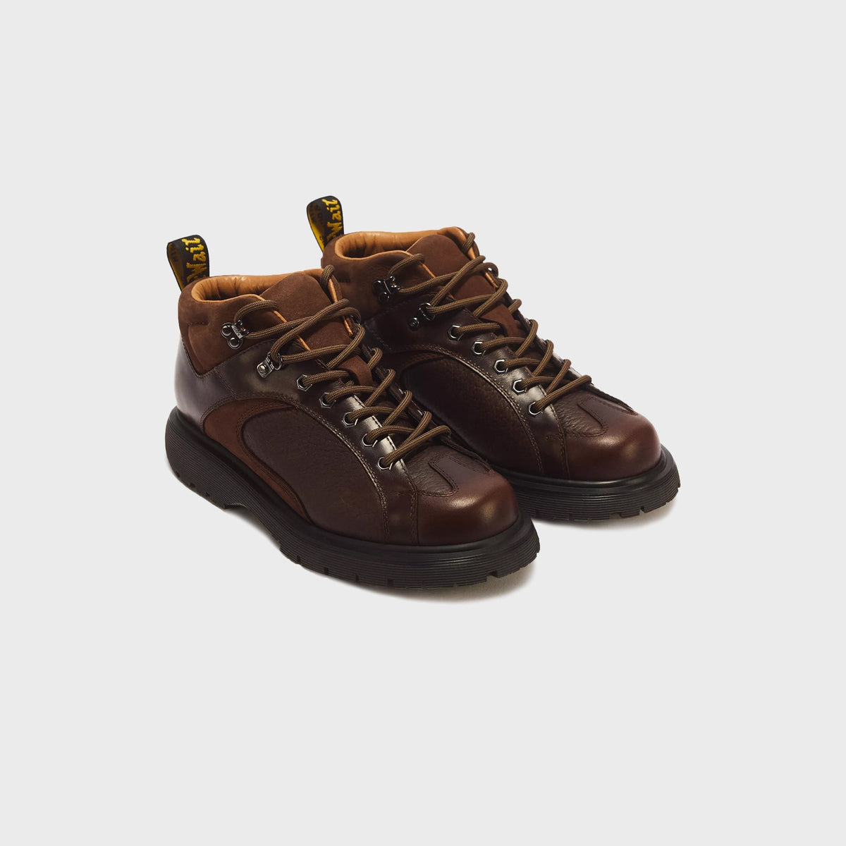 Dr. Martens Wayborne Boot Mayhem - Dark Brown