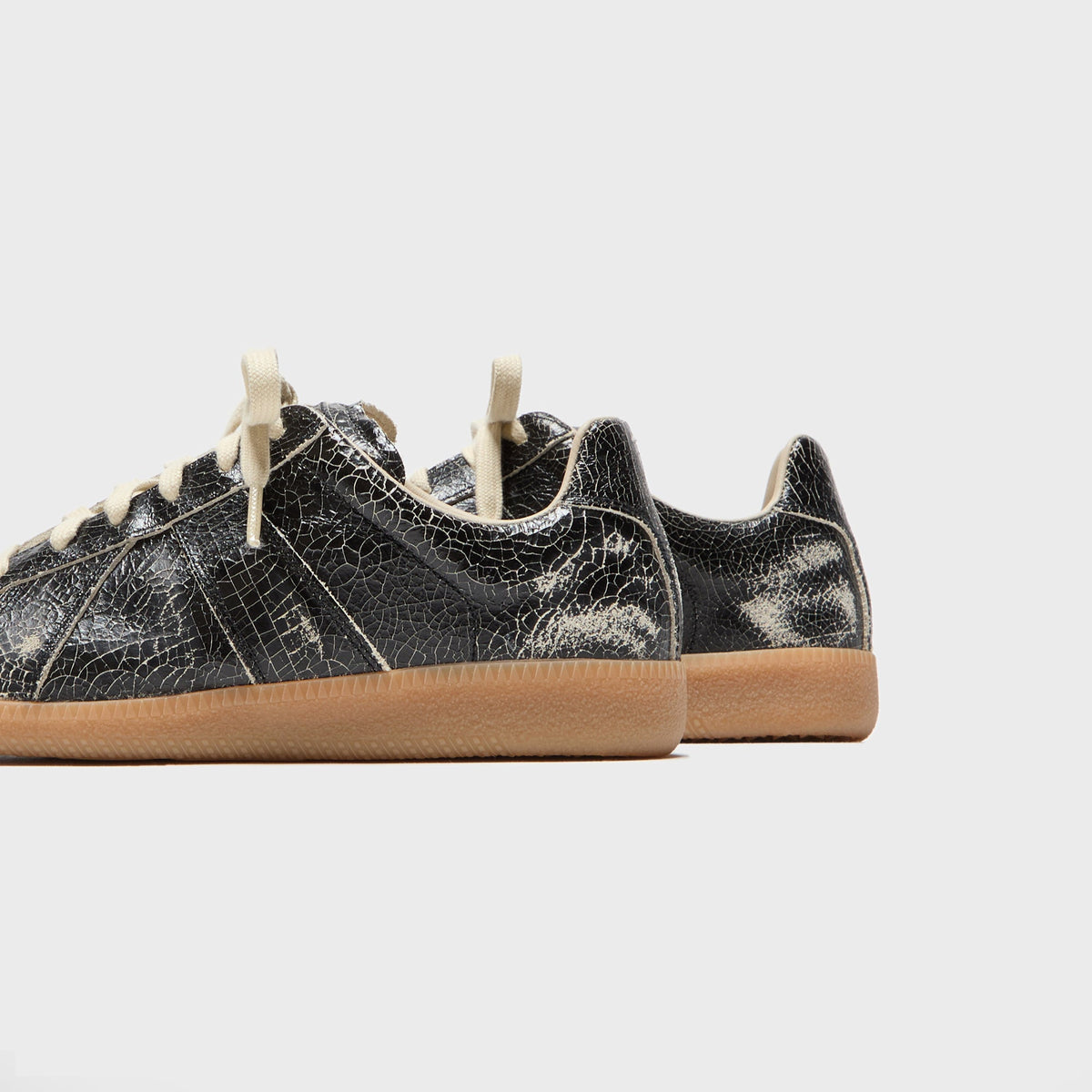 Maison Margiela Replica Sneaker - Crack Leather / Black / White