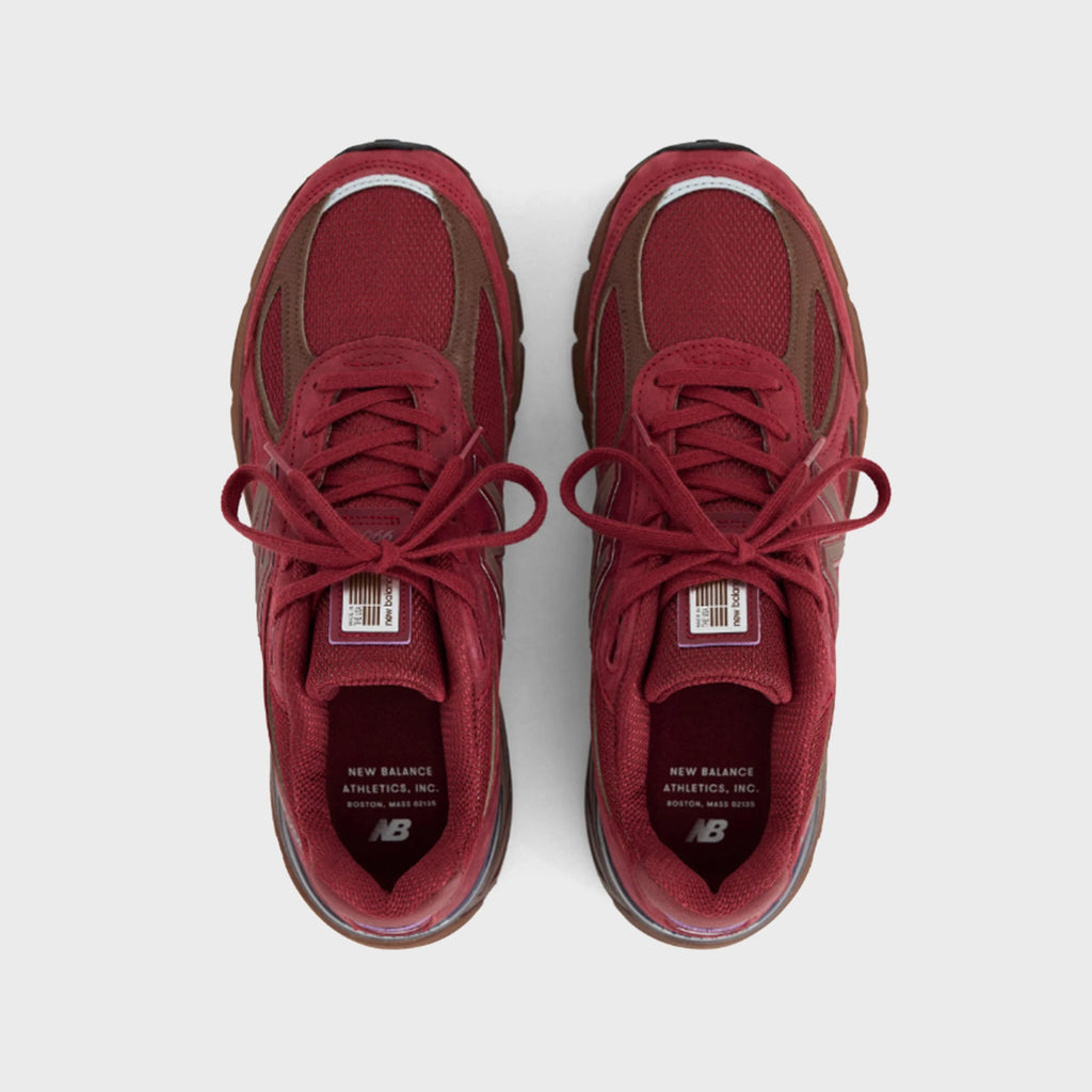 New Balance Made in USA 990v4 - Burgundy / Pumpernickel