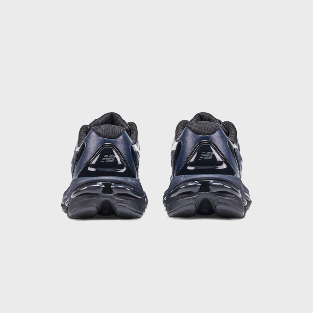 New Balance 983 - Black / Dark Night