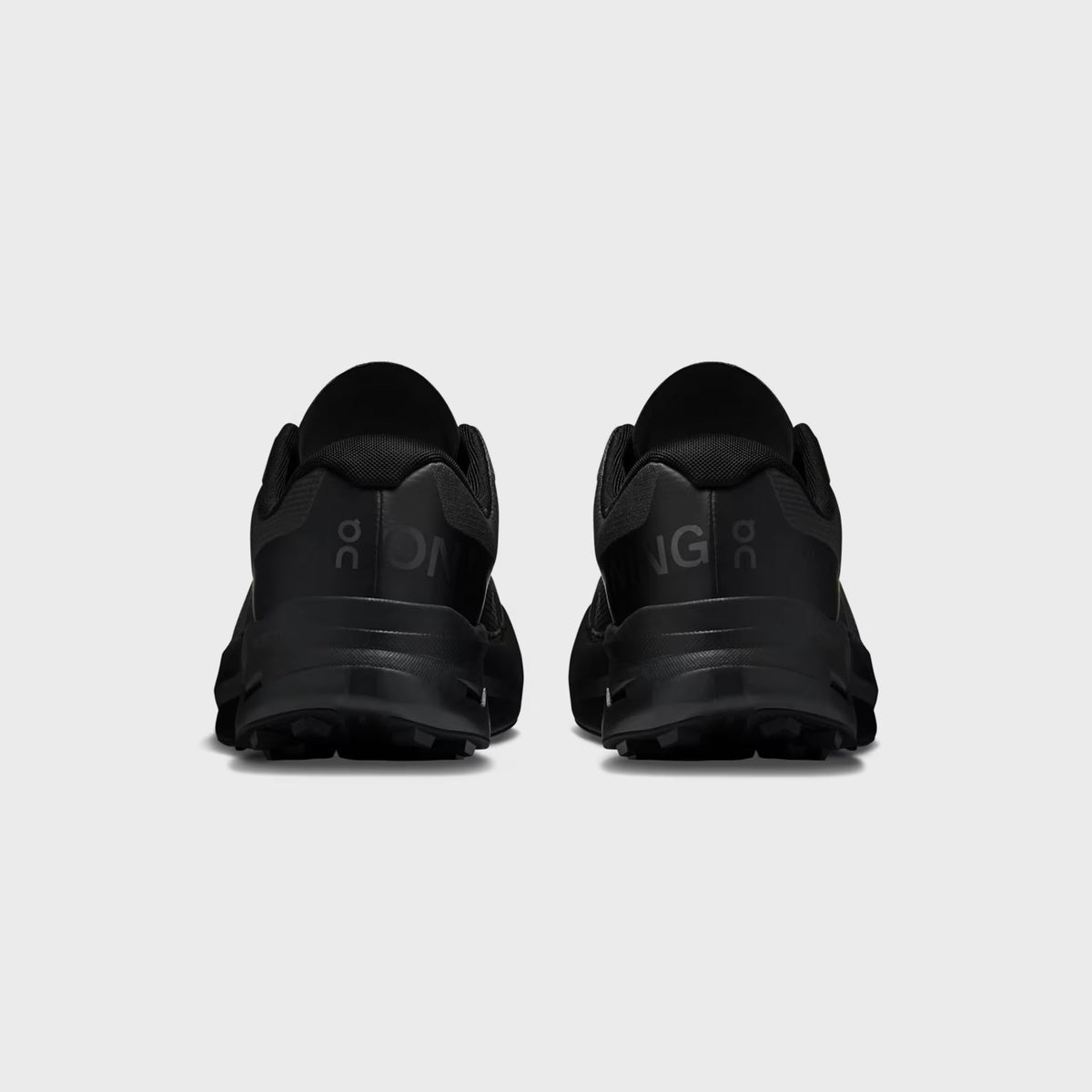 On Running Cloudultra Peak - Black