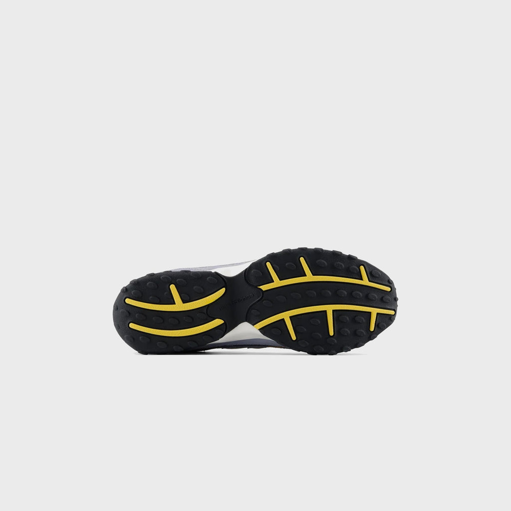 New Balance 204L - Digital Mist / Meteorite / Light Mars Yellow