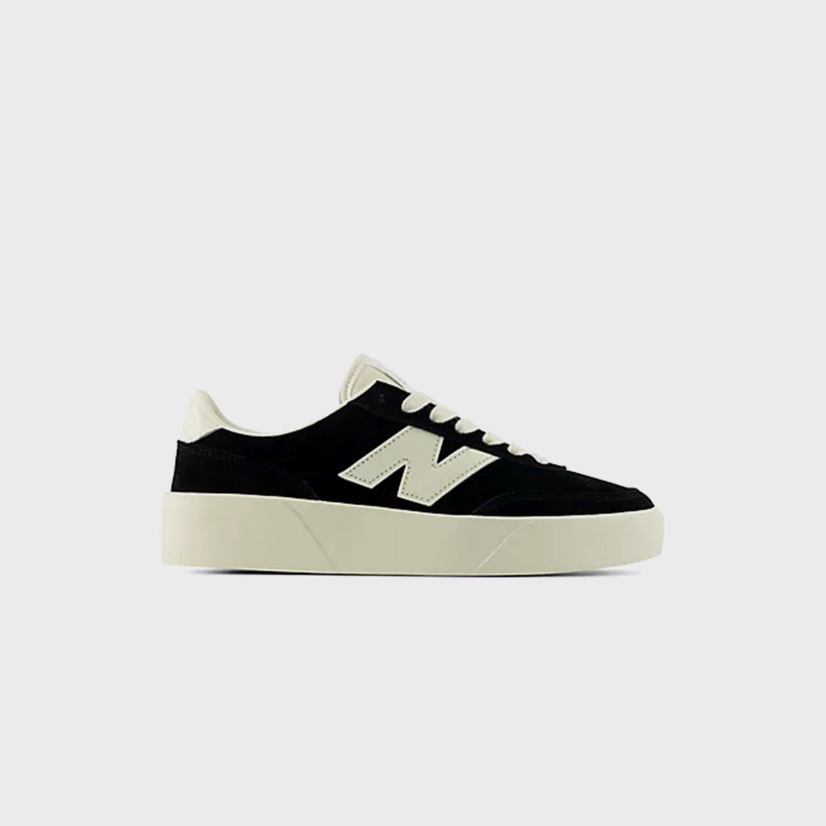 New Balance 750 - Black / Angora