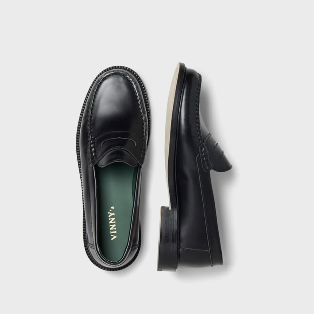 VINNY's Yardee Moccasin Loafer - Black